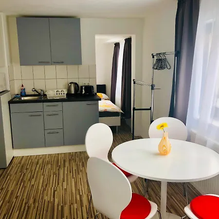 Ruhige, Moderne Mit Terrasse Apartman