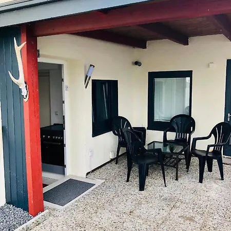 Ruhige, Moderne Mit Terrasse *